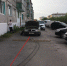 В Воркуте ребенок прокатил друга на «Волге» и врезался в подъезд - Газета Моя Воркута