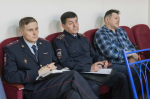 Жители поселка Воргашора рассказали Игорь Гурьеву о своих проблемах.