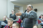 Жители поселка Воргашора рассказали Игорь Гурьеву о своих проблемах.