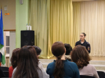 В Воркуте инспектор по делам несовершеннолетних провела профилактические беседы со школьниками и их родителями.